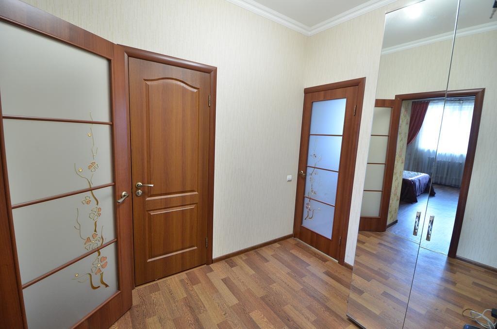 Apartment Luxury On Sobornaya Street